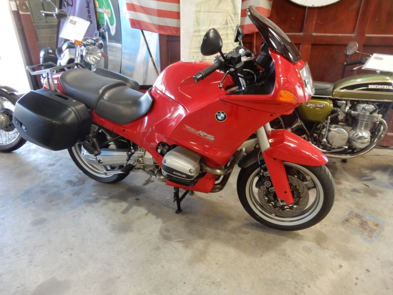 RS1100