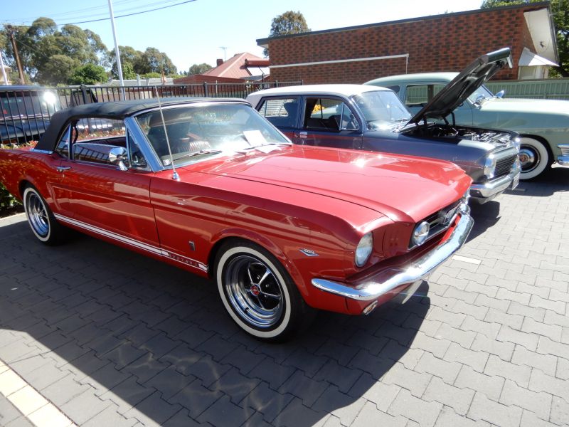 MUSTANG GT CONVERTIBLE